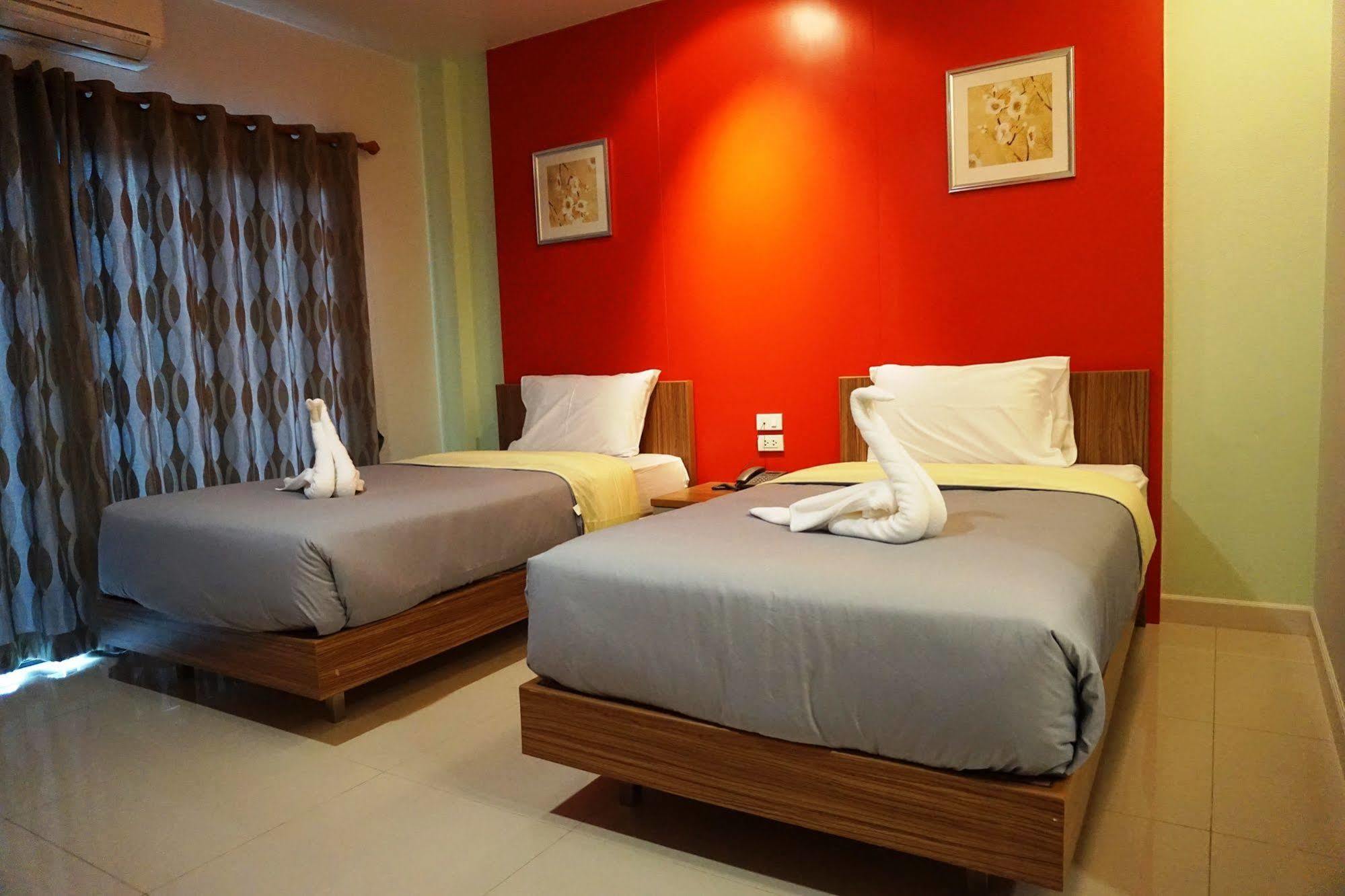 Morage Hotel Phitsanulok Exterior foto