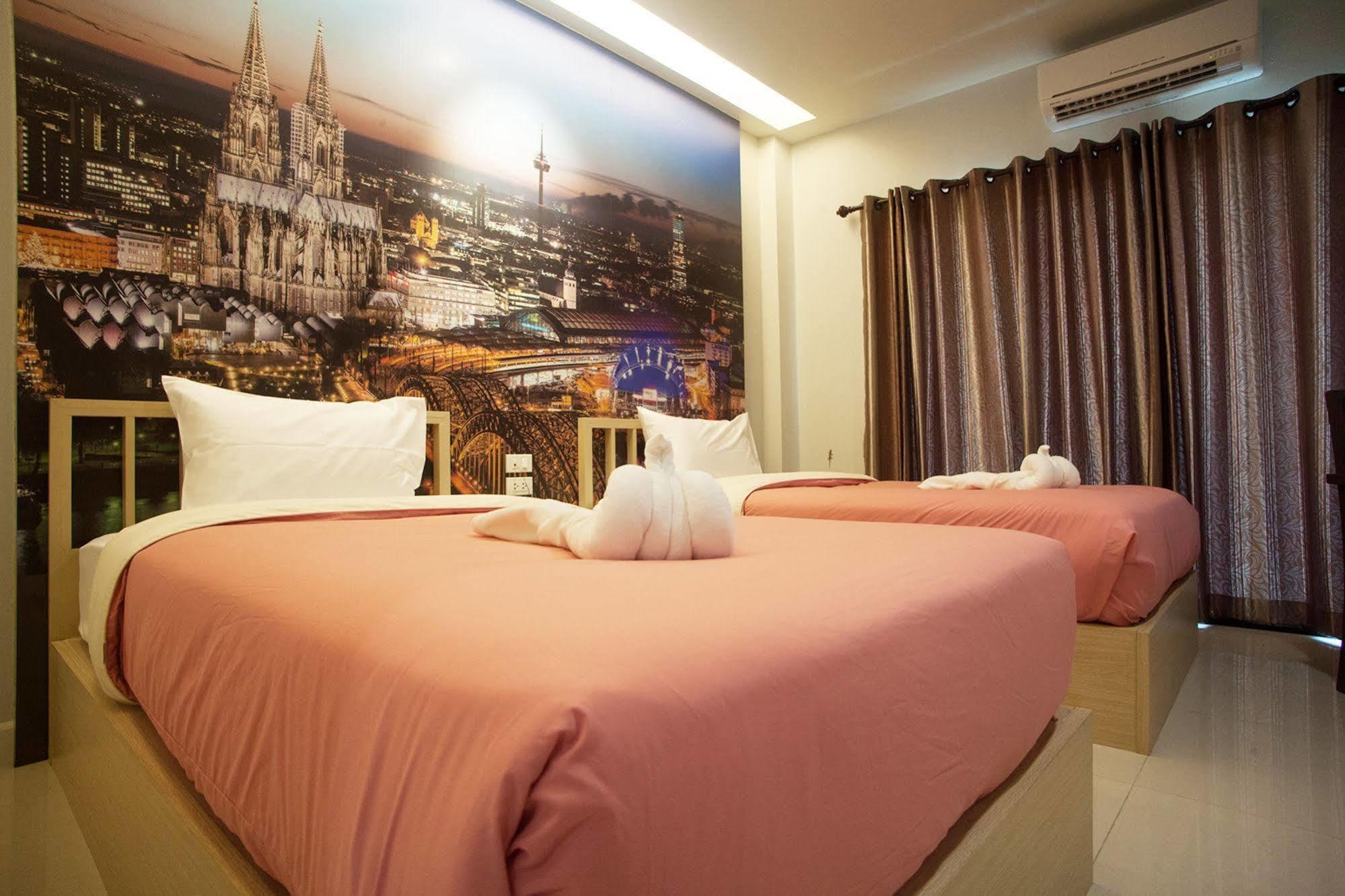 Morage Hotel Phitsanulok Exterior foto